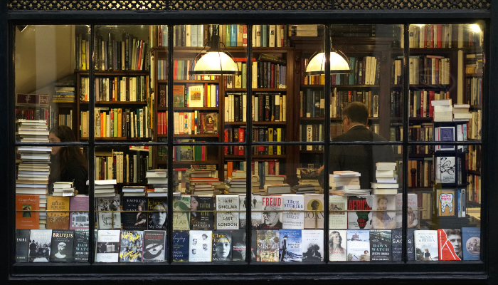 Wondering how to run a bookstore? It's all in the fixtures! Read more on how to properly utilize your store fixtures to create success. 