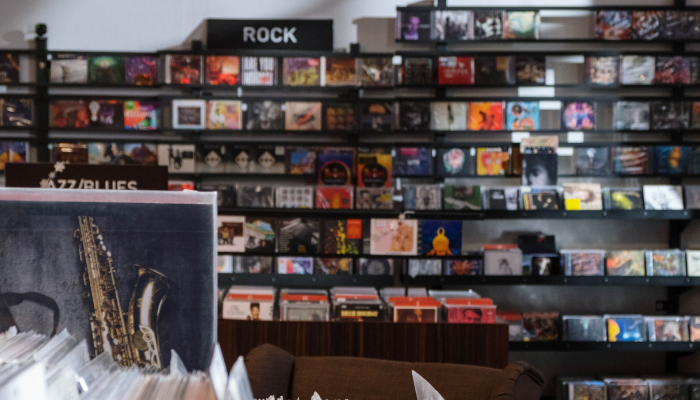 Myriad systems are unique-looking store fixtures that not many retailers tend to utilize. Read more here on how to use them in your store!
