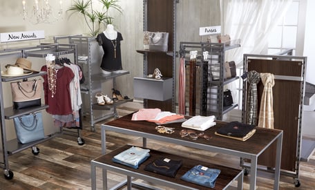 Clothing Boutique - featuring modular fixture collection - Di Simo